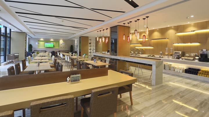 Holiday Inn Express Shanghai Gongkang by IHG