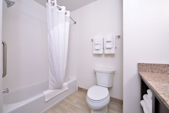 Holiday Inn Express & Suites Page - Lake Powell Area by IHG