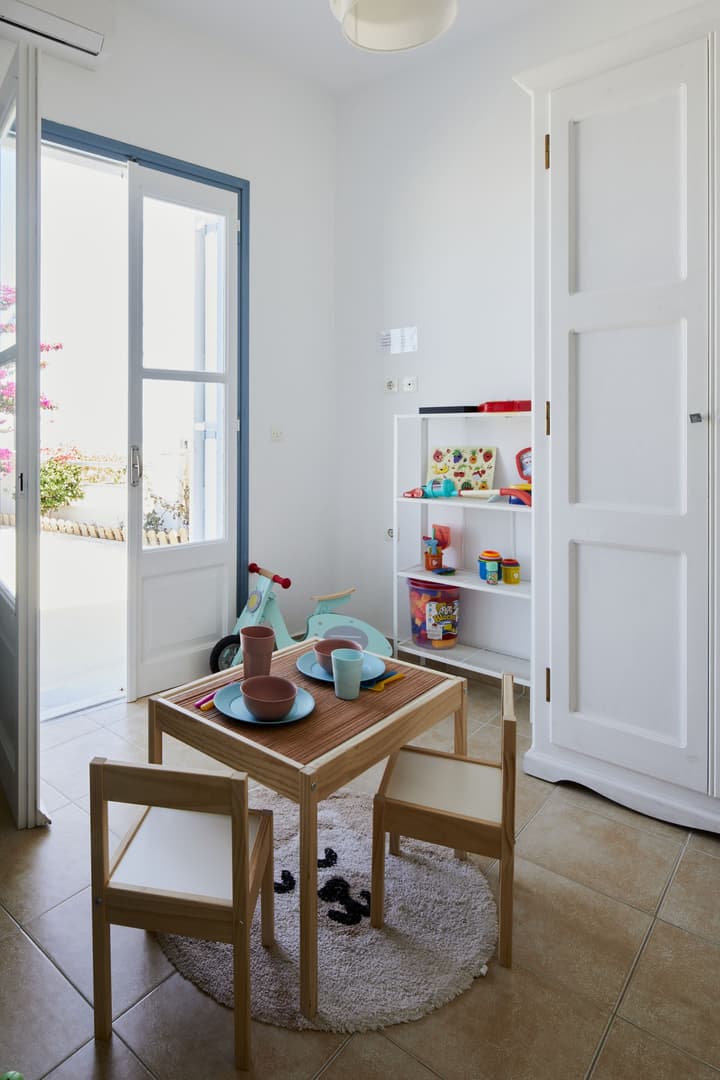 Athiri Santorini Hotel