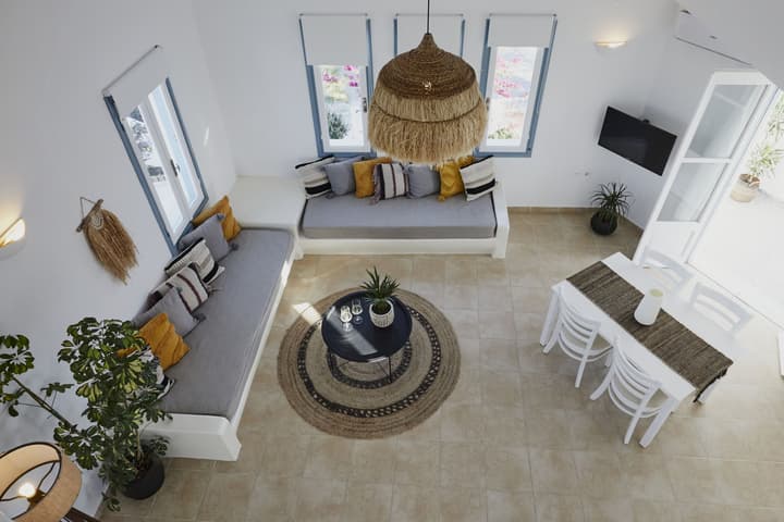 Athiri Santorini Hotel