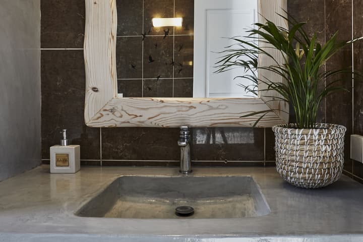 Athiri Santorini Hotel