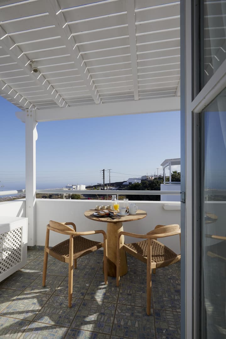 Athiri Santorini Hotel
