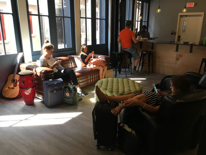 Apple Hostels