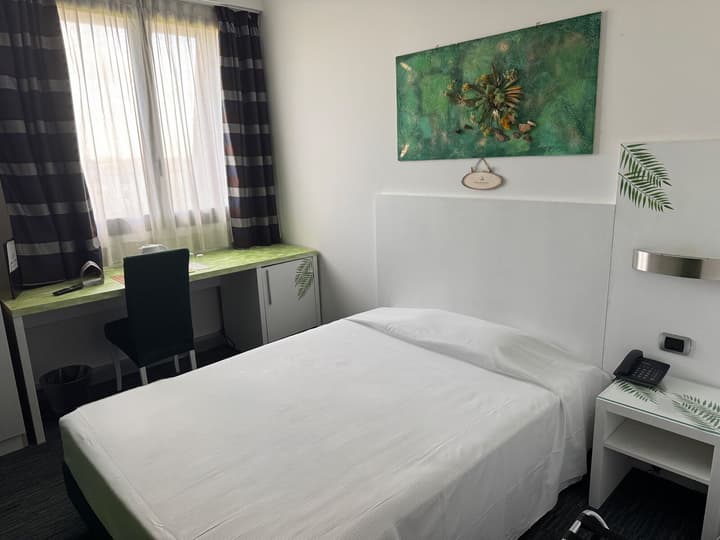 B&B HOTEL Milano Cologno Sporting