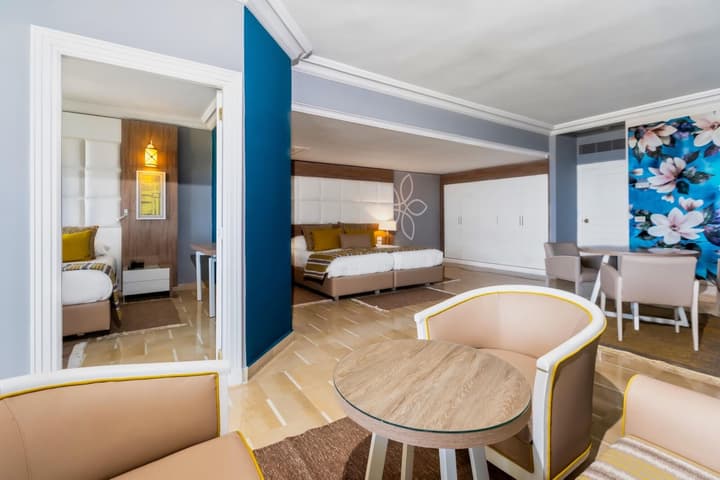 Sentido Bellevue Park