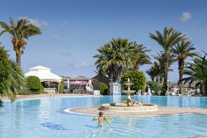 Sentido Bellevue Park