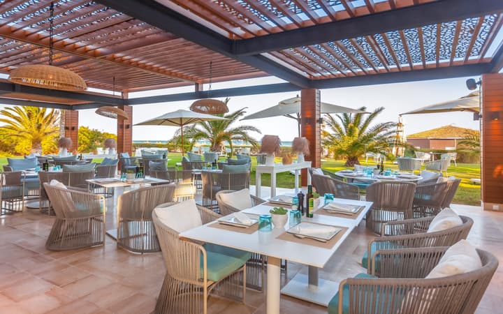 OCEANA HOTEL & SPA
