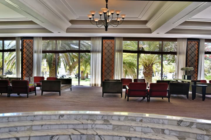 OCEANA HOTEL & SPA