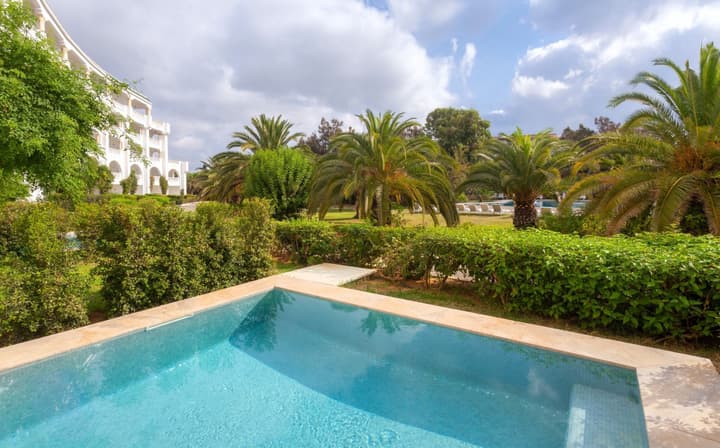 OCEANA HOTEL & SPA