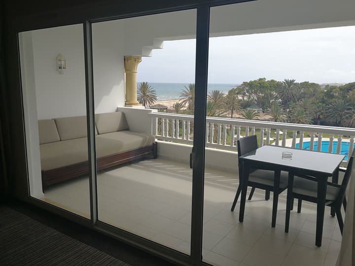 OCEANA HOTEL & SPA