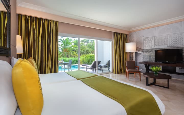 OCEANA HOTEL & SPA