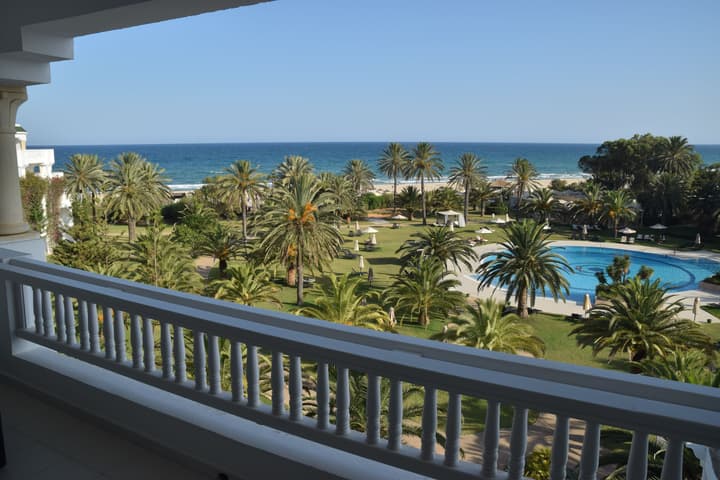 OCEANA HOTEL & SPA