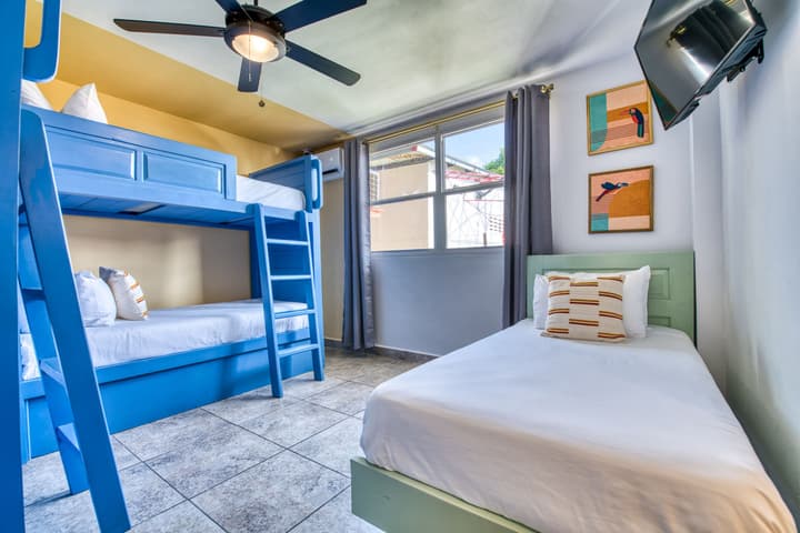 Bocas Paradise Hotel