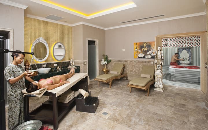 Crystal Sunset Pearl Collection - All inclusive