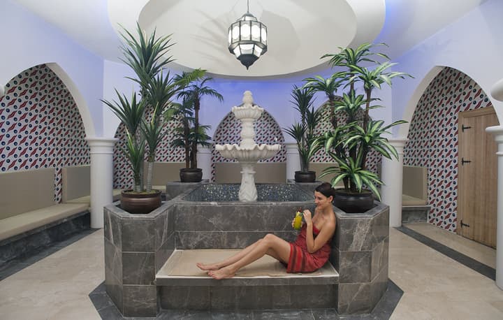Crystal Sunset Pearl Collection - All inclusive