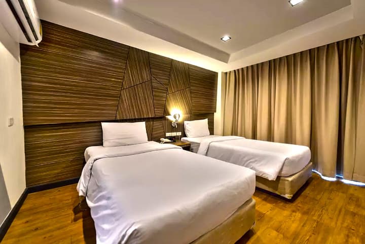 H2 Hotel