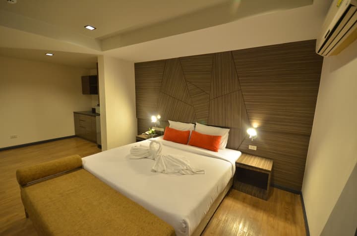 H2 Hotel