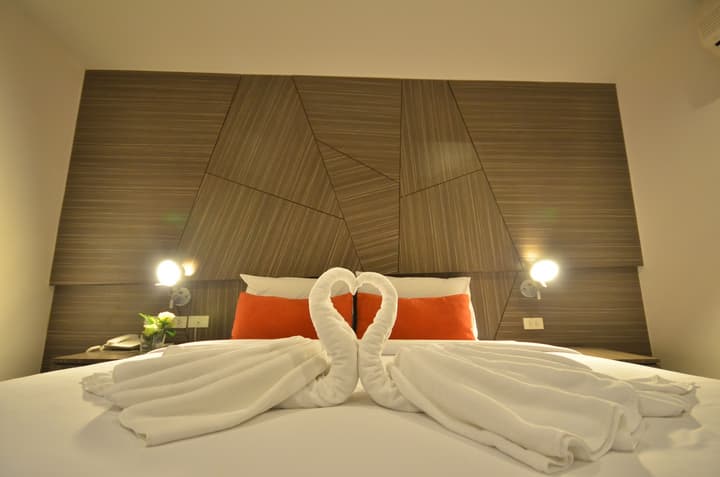 H2 Hotel