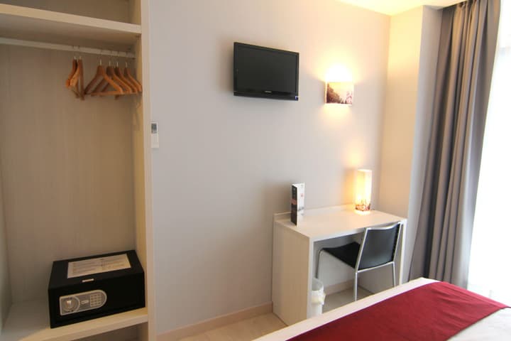 Hostal Aslyp 114
