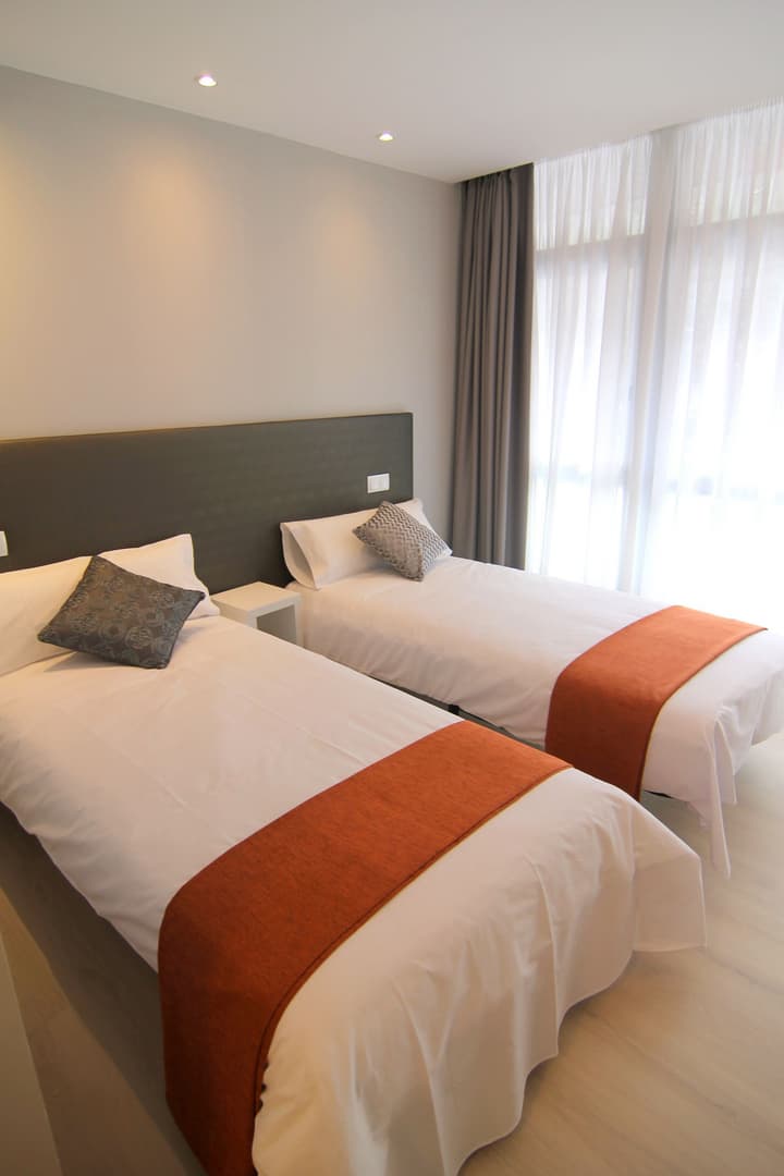 Hostal Aslyp 114
