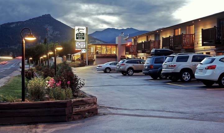 Alpine Trail Ridge Inn