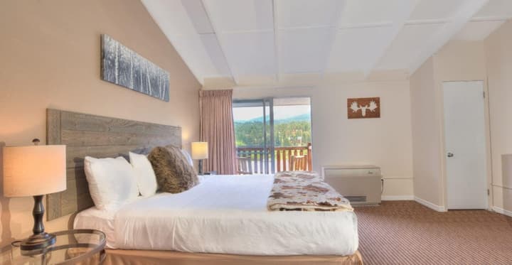 Alpine Trail Ridge Inn