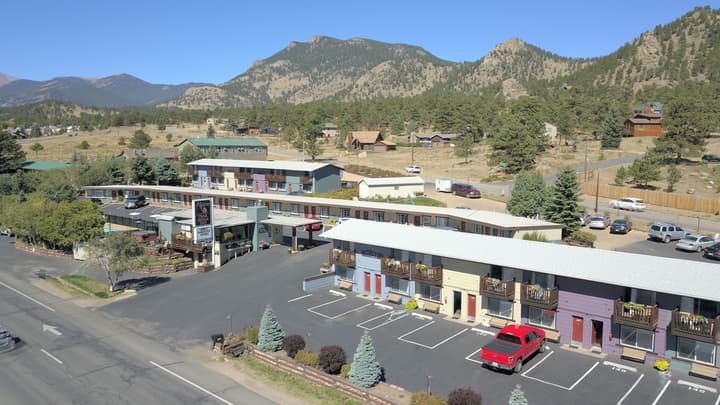 Alpine Trail Ridge Inn