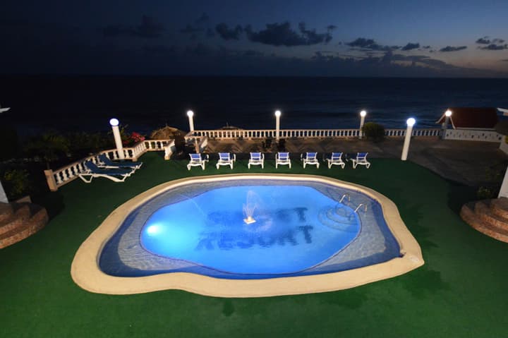 Beyond Sunset Resort & Villas