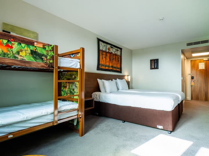 Chessington Resort Hotel
