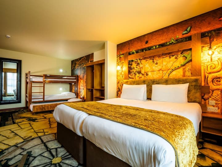 Chessington Resort Hotel