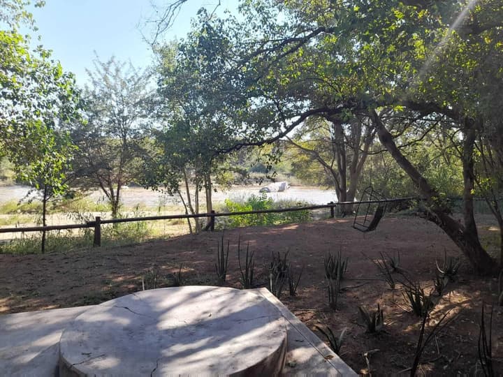 Bushriver Lodge