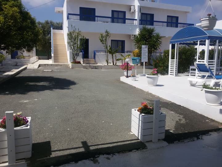 Flokkas Hotel Apartments