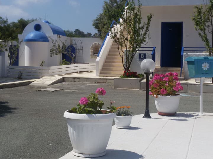 Flokkas Hotel Apartments