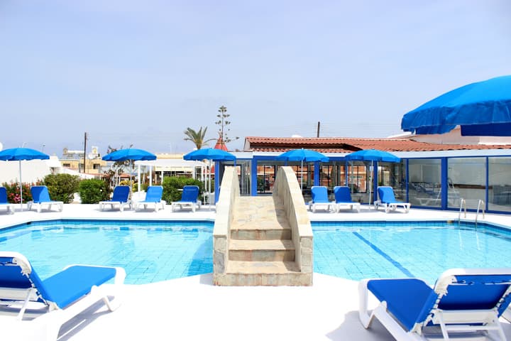 Flokkas Hotel Apartments