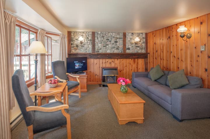 Painter's Lodge