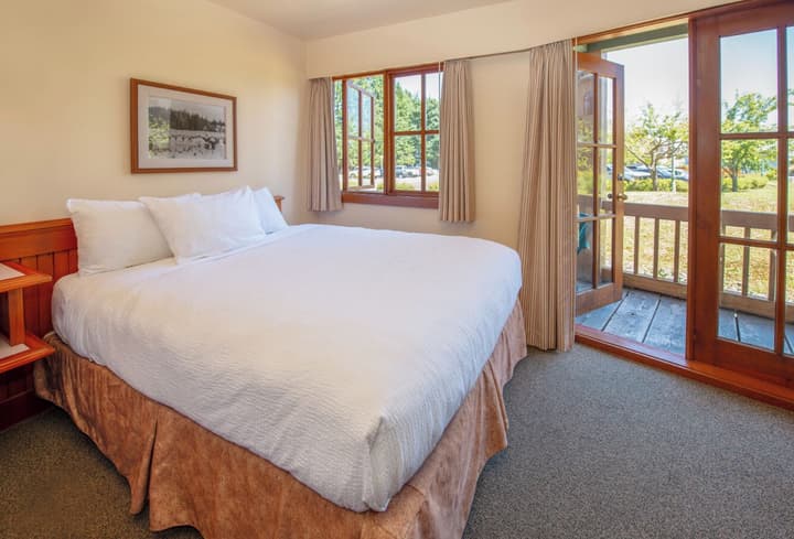 Painter's Lodge