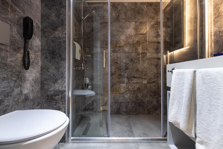 Crystal Flora Pearl Collection - All inclusive