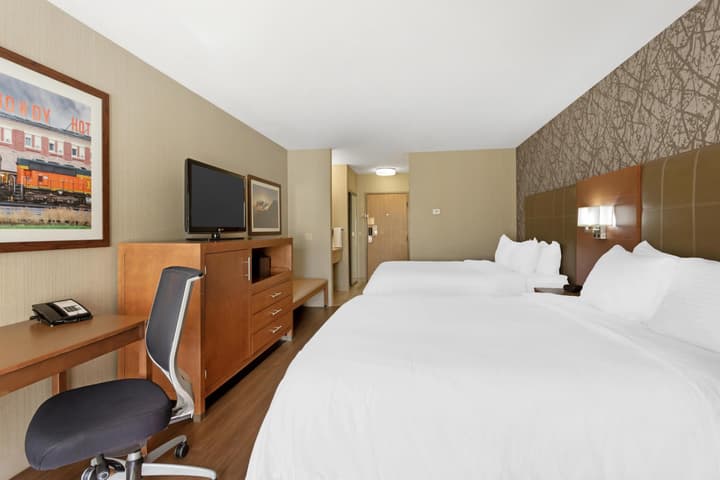Best Western Plus Cottontree Inn