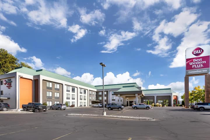 Best Western Plus Cottontree Inn