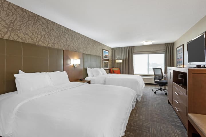 Best Western Plus Cottontree Inn