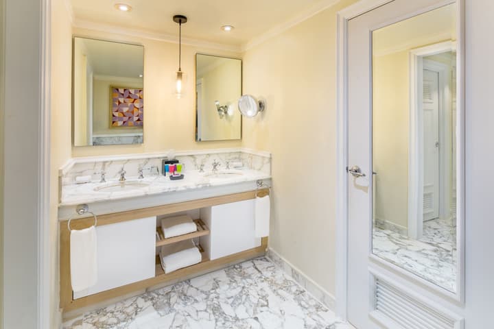 Hyatt Ziva Rose Hall - All Inclusive