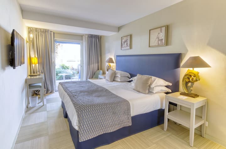 Best Western Premier Santa Maria