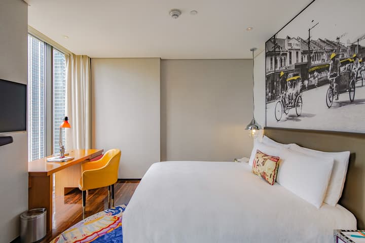 Hotel Indigo Bangkok Wireless Road by IHG