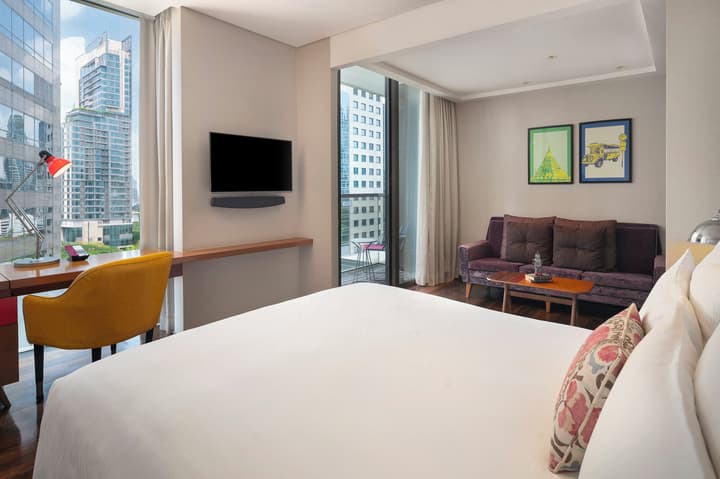 Hotel Indigo Bangkok Wireless Road by IHG