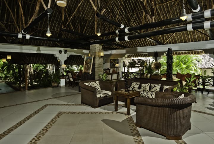 Leopard Beach Resort & Spa