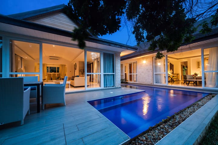 Leopard Beach Resort & Spa