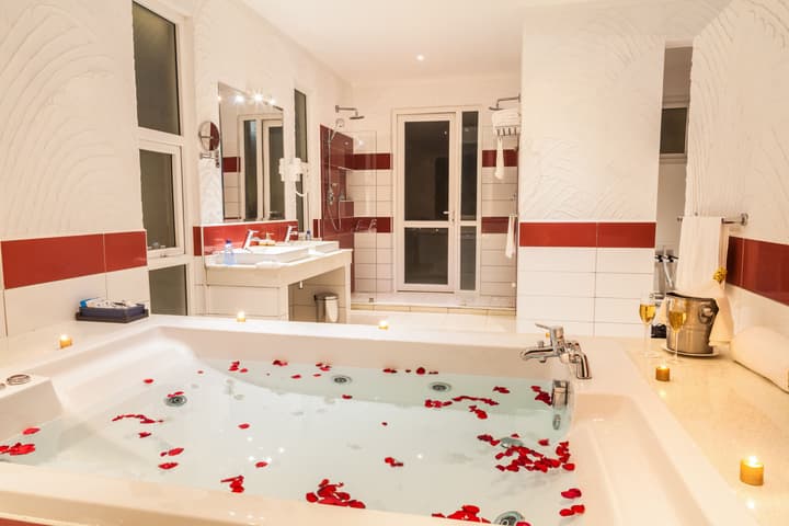 Leopard Beach Resort & Spa
