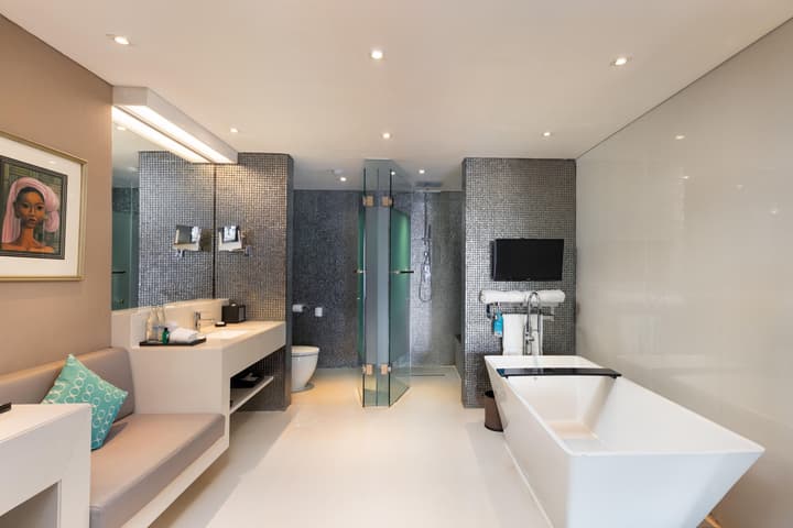 Double-Six Luxury Hotel