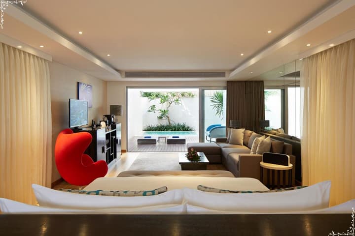 Double-Six Luxury Hotel