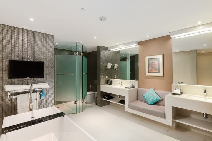 Double-Six Luxury Hotel